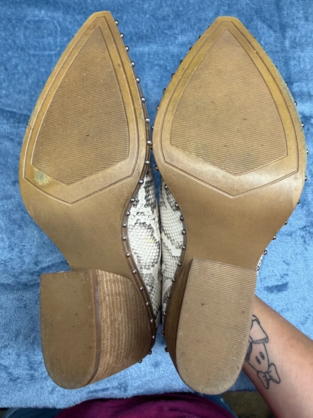 Steve Madden Beige Snake-Print Pointed Ankle Booties - Picture 7 of 7